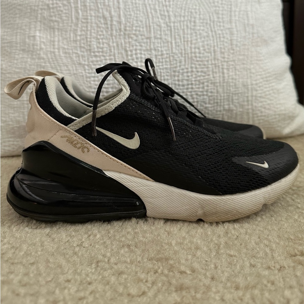 Nike Air Max 270